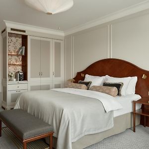 Kamer met een Queen Size Bed